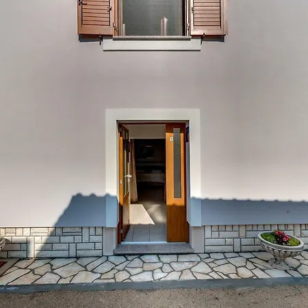 Apartmani Muzic Orlec Exterior photo